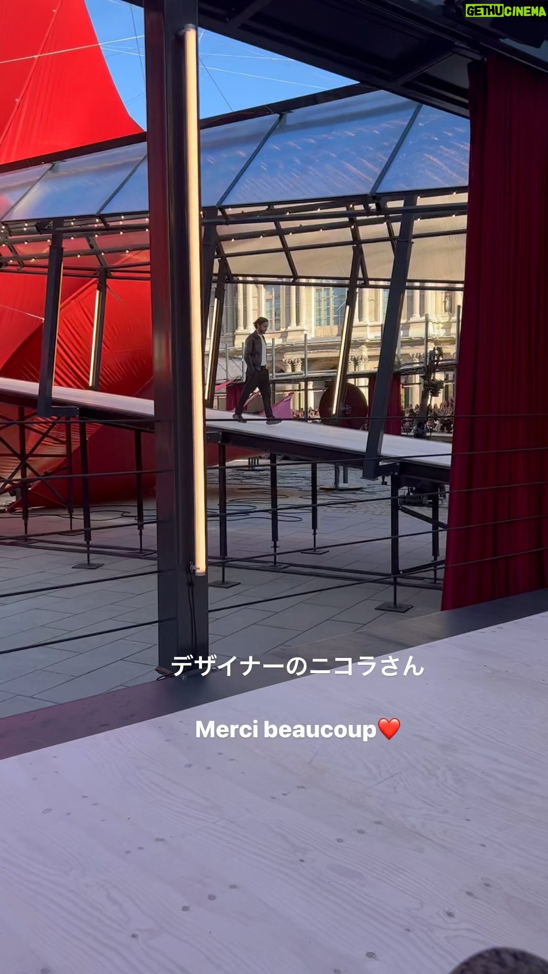 Suzu Hirose Instagram - #louisvuitton
#NicolasGhesquière