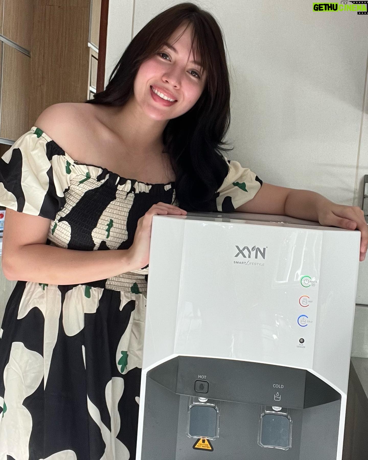 Julia Montes Instagram - Thank you @xyn.faxyn for our XYN Ultra 2200 definitely safe with the 4 Stage Ultra Filtration System my family will have good quality water ❤️💧