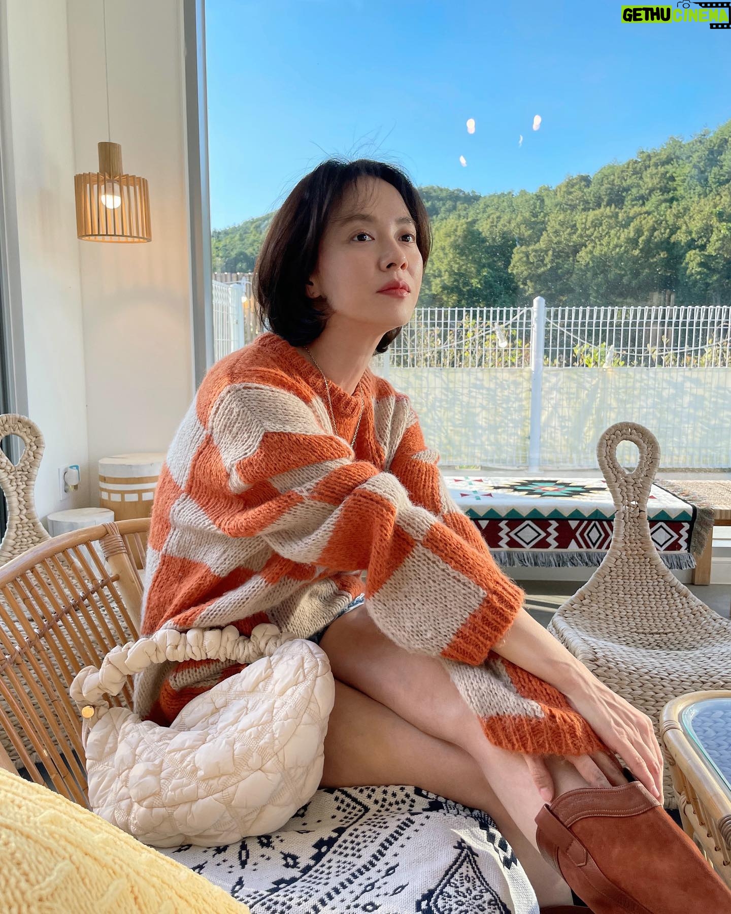 Song Ji-hyo - 397.7K Likes -
