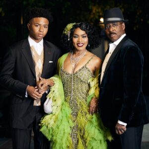 Angela Bassett Instagram - Hey Everybody you good? I’m the most blessed lady in the world right now with not one, but TWO handsome men celebrating with me tonight! @wacotheater #whereartcanoccur #mstinalawson #mrrichardlawson
