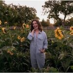 Caterina Scorsone Instagram - Harvest Time. Happy Fall. Mother Earth is the best Mom in the whole Galaxy. 🍁🌻🍎🌽🍂🌍❤️📸 @howcarolinecarolines