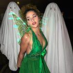 Sofie Dossi Instagram - don’t tinker with my bell🧚‍♀️