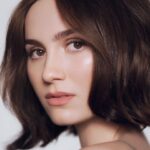 Maude Apatow Instagram – glow courtesy of #luminoussilk @armanibeauty ✨😤❤️