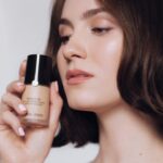 Maude Apatow Instagram – glow courtesy of #luminoussilk @armanibeauty ✨😤❤️