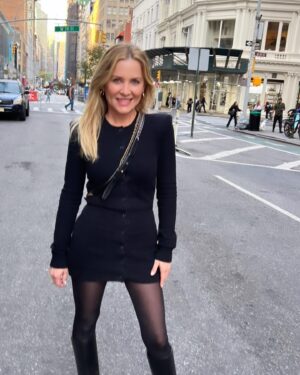 Jessica Capshaw Instagram - 🍎🌆🍁
