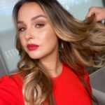 Camilla Luddington Instagram - Yesterday’s holiday glam for Entertainment Tonight! Glam- @nataliehoseltonstyle 
@justinemarjan 
@thetonyabrewer 
Tap for more credits!