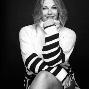 Vanessa Incontrada Instagram - La mia felicità è anche grazie a voi ☺️
Besitos 😙🦋

Ph: Giovanni De Sandre @giovannidesandre