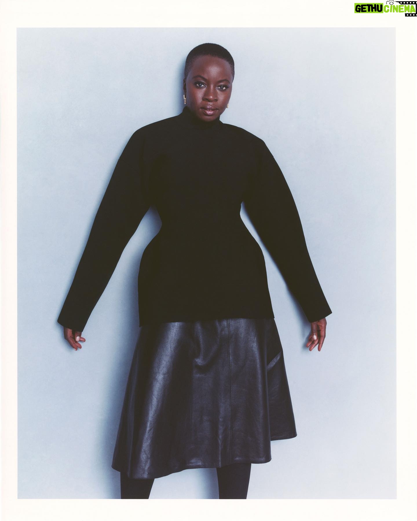 Danai Gurira Instagram - “Our job is to tell our truth. I always think if I haven’t made an audience uncomfortable, I haven’t done my job.”
Really enjoyed speaking with #TheCut about the importance of highlighting both African and Black stories, the difficulty and joys of making Black Panther: #WakandaForever, and my advice for fellow Black creators. Thank you for having me @TheCut. 🖤 #linkinbio