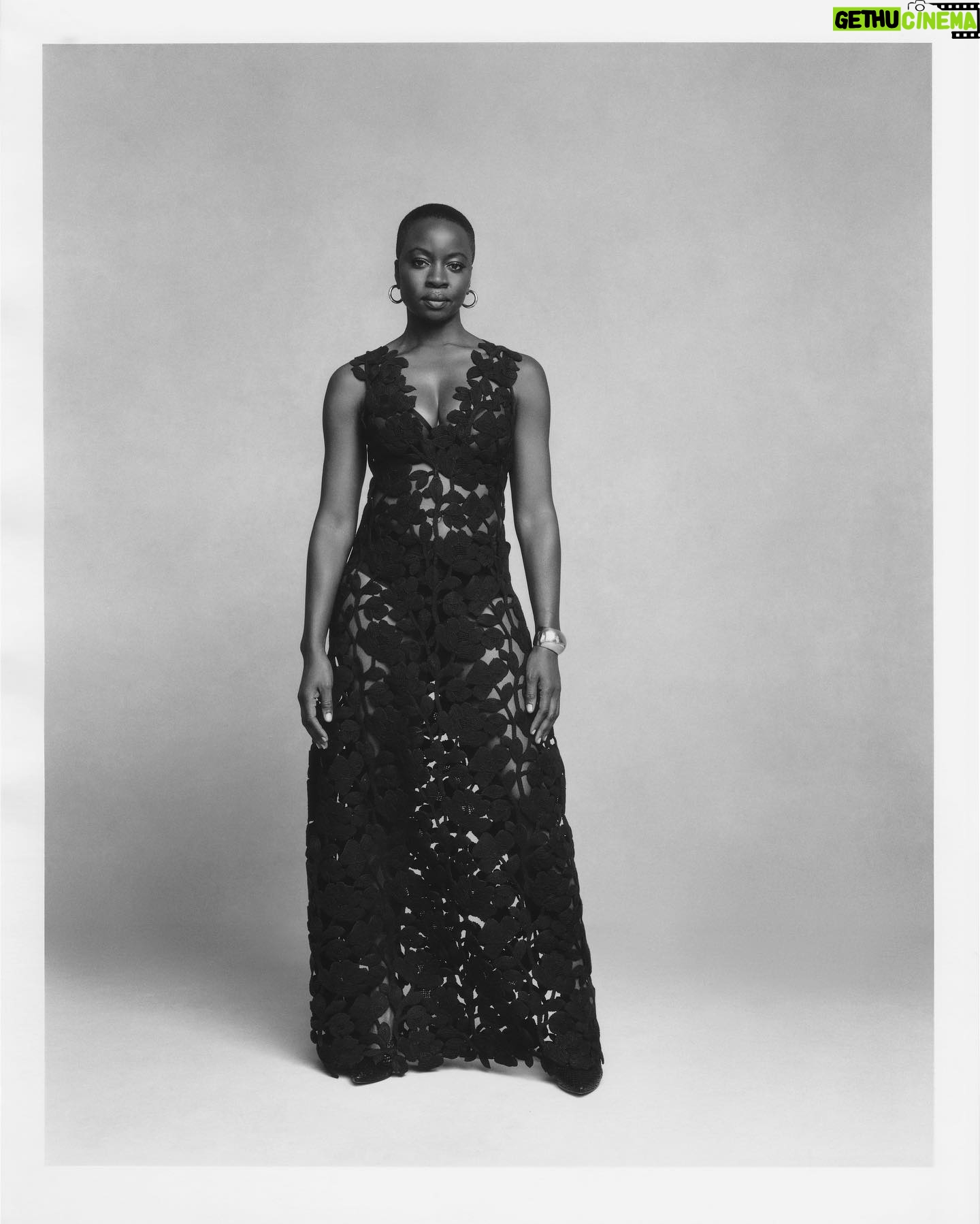Danai Gurira Instagram - “Our job is to tell our truth. I always think if I haven’t made an audience uncomfortable, I haven’t done my job.”
Really enjoyed speaking with #TheCut about the importance of highlighting both African and Black stories, the difficulty and joys of making Black Panther: #WakandaForever, and my advice for fellow Black creators. Thank you for having me @TheCut. 🖤 #linkinbio