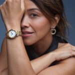 Gina Rodriguez Instagram - Anne Klein. Fall and Winter collection. Give it to me. #xmasCameEarly @annekleinofficial @macys