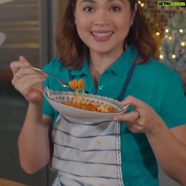 Judy Ann Santos Instagram - Excited to share one of the recipes na talaga namang kukumpleto sa ating handaan ngayong darating na Pasko - Cheesy Spaghetti made extra milky and creamy with Eden!
Discover more Christmas Recipes at
CheeseAnything.com!
#IbalikAngSarapNgPaskongPinoy #EdenCheese