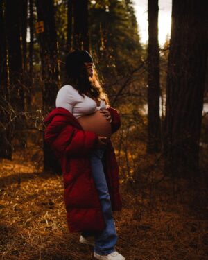 Gina Rodriguez Instagram - Mama 🐻 and baby 🐻 photos by my brothers @iamjorgediaz @mikedearie
