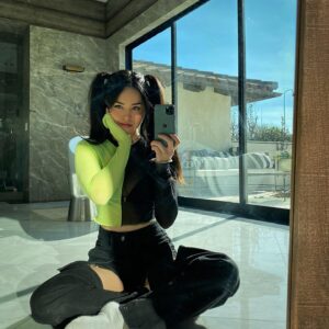 Valkyrae Instagram - I dropped my phone😔