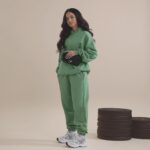 Valkyrae Instagram - The new Rest Day Collection is very cozy 🥰 #GymSharkWomen