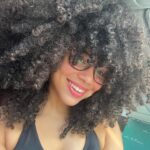 Chelsy García Instagram - Un tro de cabello🥴