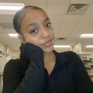 Priah Ferguson Instagram - 7th period dump. Culinary. School lighting is the worst bruh.