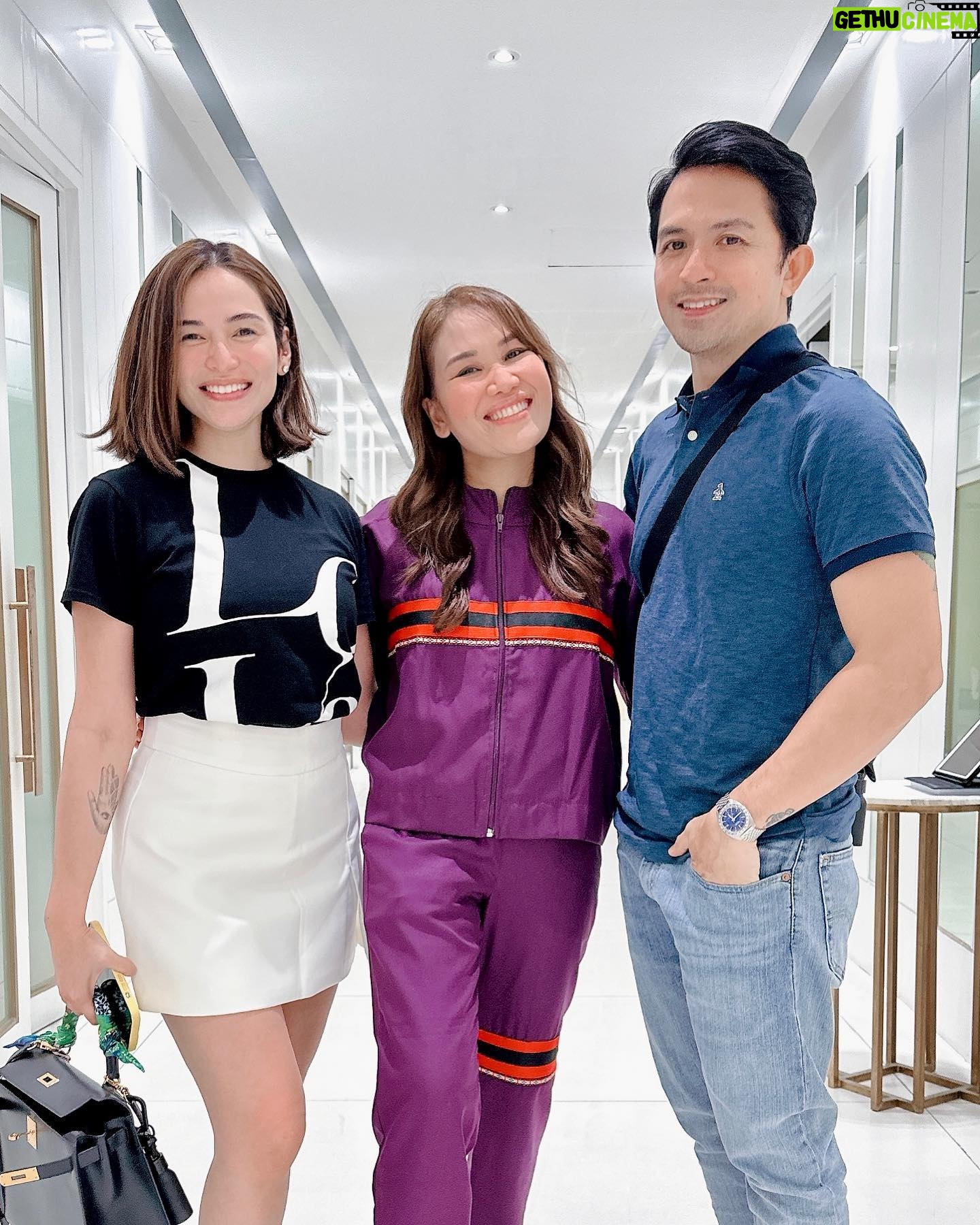 Jennylyn Mercado Instagram - 12 days before Christmas, reunited with these 2. @mercadojenny @dennistrillo