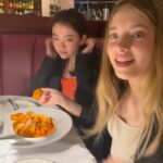 Ella McKenzie Instagram - Reunited 😉😉
@maisie_dek