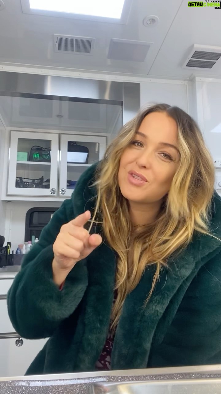 Camilla Luddington Instagram - Who misses the drama?