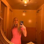 Loreto Peralta Instagram – Flower mirror >