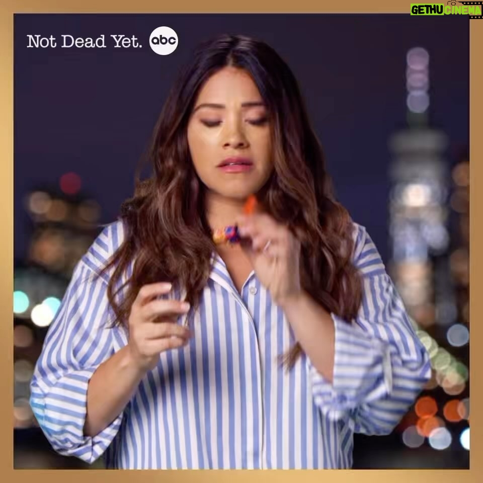 Gina Rodriguez Instagram - New year, new show, new baby?!? COME ON MEOW! Very excited for 2023 and wishing you all lots of love, joy and laughter. From my family (cast family) to yours! Xoxox G 🤰🏽🐻 Catch it on @abcnetwork Feb 8th two episode premiere! Then stream it on @hulu