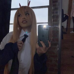 Valkyrae Instagram - POWER AND MAKIMA💥
Have you seen Chainsaw Man?

(we posted our transformations on tiktok:)