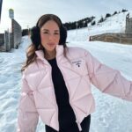 Stéphanie Durant Instagram - Dernières photos de 2022 à Courchevel ❄️💕