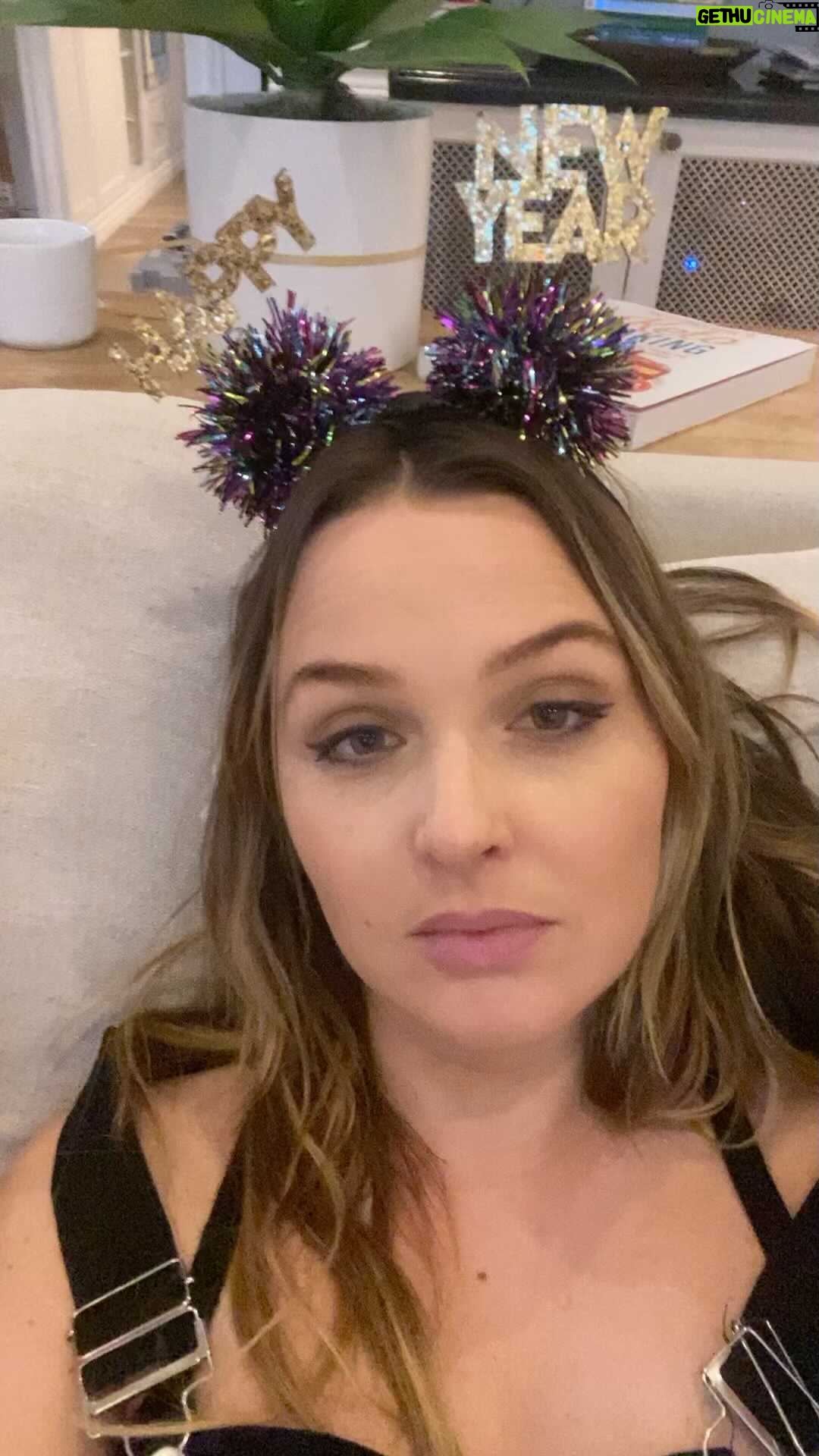 Camilla Luddington Instagram - Partying hard #nye2023 🥳