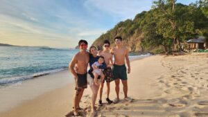 Jennylyn Mercado Instagram - Happy New Year!🥳🏝️☀️ 
#dylanjaydeho #jazzyboy #calixho #newyear2023