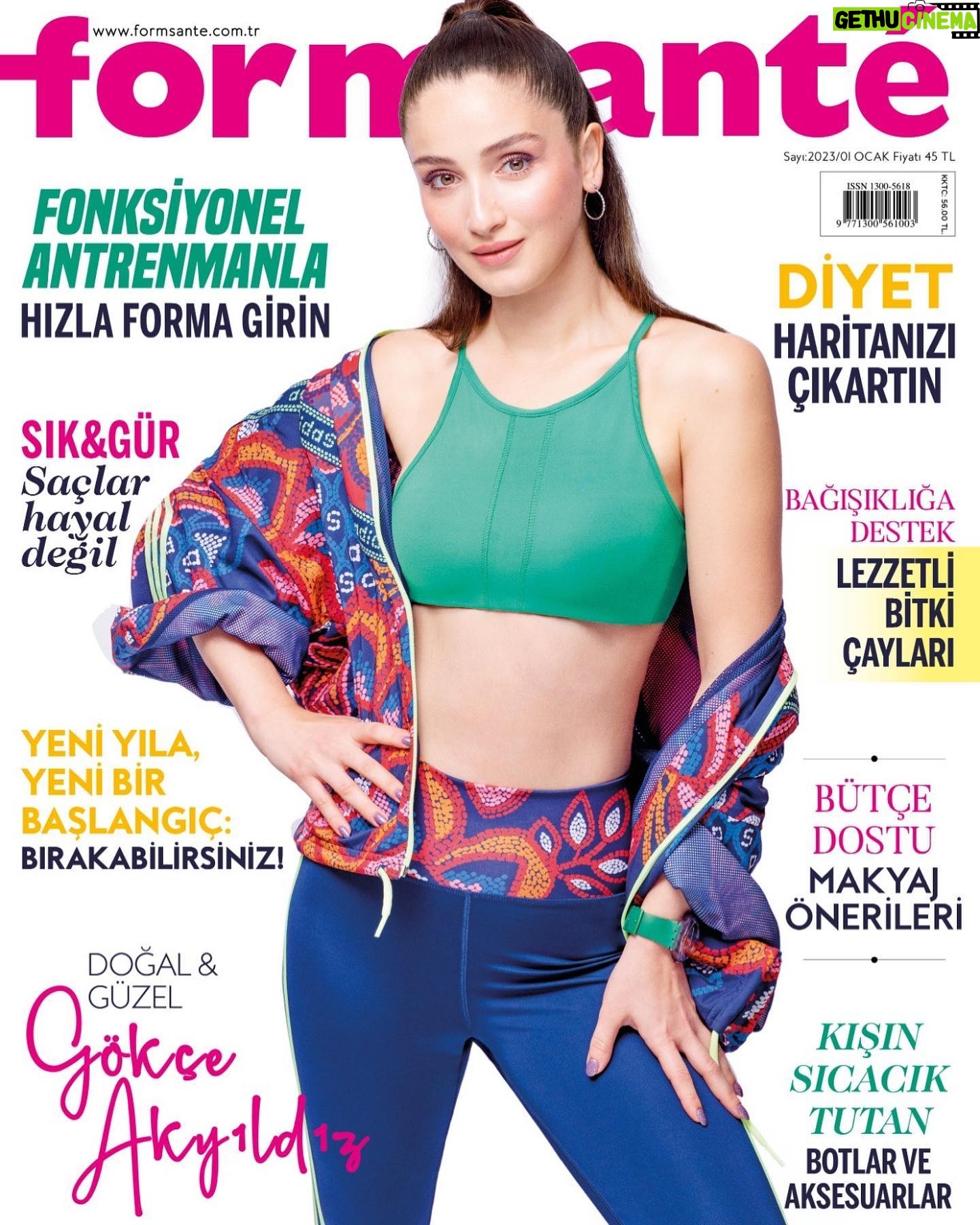 Gökçe Akyıldız Instagram - Formsante Ocak sayısı🌟
Yazı İşleri Müdürü @derancetinsarac
Fotoğraf @muratsargin
Röportaj @elifgursoy8
Styling @tuldor
Saç @akinunalofficiall
Saç asistan @volkanbayar_ @guzellerhasan
Makyaj @hamiyetakpinar
Stüdyo @lgmstudios
PR: @busrabozokaytek