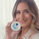 Amina Khalil Instagram - REFRESH ! My latest campaign with @nivea.egypt for Nivea Soft ! Stay super refreshed and soft with this timeless product that we all love ! 💙🤍 #nivea #niveasoft