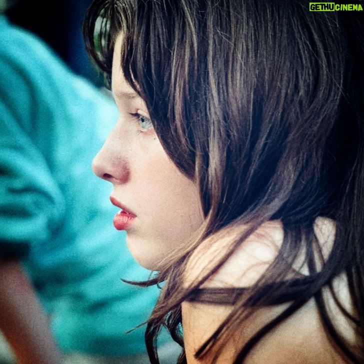 Milla Jovovich Instagram - Never thought a trip to the botanical gardens would make the kids so peaceful and introspective. We all wandered through the humid environment and the little ones would sit so still waiting for the fairies to come out of hiding. The girls watched the reflections of the plants and leaves in the pools of water, speaking in whispers. I took the opportunity to snap some beautiful, poignant pictures that I knew captured the mood we all felt. Some places have magic. You can feel them. Kids feel them even stronger and react in unexpected ways. My own who are usually chatterboxes just perched in out of the way places and let the garden speak to them in its warm, languorous, embracing way. And it all felt exactly as it should. And it all felt just right. Xo m❤️