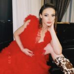 Rabia Soytürk Instagram - r e d l i m i t