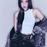 Lee Young-ji Instagram – @cosmopolitankorea 2월호 커버 🫶