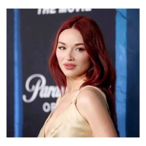 Crystal Reed Instagram - This film has given me such wonderful perspective and insight. I'm grateful to have learned so many lessons and for our family Xx.  Styling: @sarahslutsky  Color: @jennaperryhair  Makeup: @jennakristina  Hair: @bridgetbragerhair  A very special thank you to @shrimptoncouture @melaniegrantskin @ricaristudios @dranettareszko @justin_gelband  @beautopianyc XC