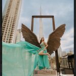 Bidya Sinha Saha Mim Instagram - Spread your wings and soar. 🖤

P.c- @redwanrajuphotographydxb 
Wearing- @meherofficials