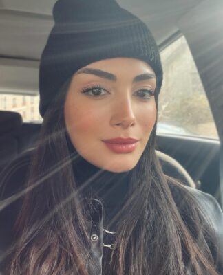 The Top 10 Most Liked Instagram Photos of Özge Yağız