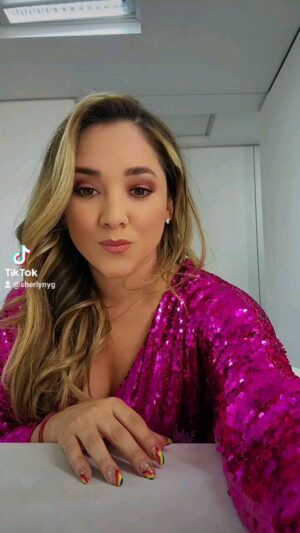 Sherlyn Instagram - Como cuando me dicen...