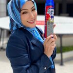 Erra Fazira Instagram – Shieldtox memang jenama yang dipercayai dan ‘trusted’ dalam keluarga Erra kerana jenama ini wujud sejak 1870-an.

 

Lagipun dengan pelancaran produk baharu Shieldtox Multi-Insect Kill, yang merupakan formulasi racun serangga PERTAMA di Malaysia yang boleh membunuh semua jenis serangga yang terbang (nyamuk Aedes & lalat) dan merayap (lipas & semut) 🐜. Formulasi terbaharu ini amat sesuai diguna di rumah kerana ia tidak mempunyai bau yang kuat.

 

Dengan pembelian satu solusi untuk kegunaan satu rumah, kita dapat menikmati penjimatan yang lebih dan melindungi keluarga daripada penyakit! Beli sekarang di pasaraya berdekatan anda atau laman e-dagang Dettol & Reckitt Home di Shopee dan Lazada. 🛍️