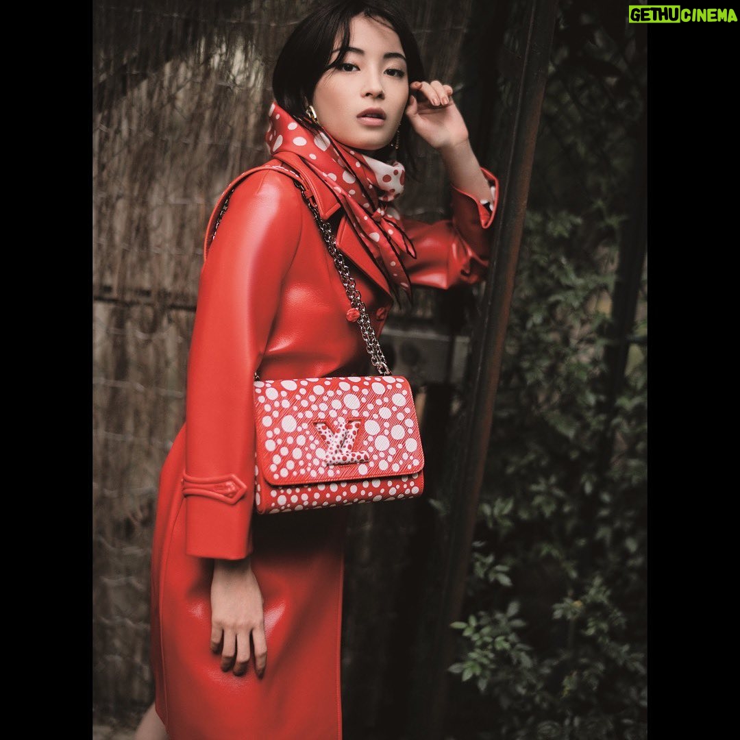 Suzu Hirose Instagram - 25ans
パリで撮影したもの
楽しかったあ、是非ご覧くださいまし
Photos:VIRGILE GUINARD
#25ans #25ans3月号
@25ansjp
@louisvuitton
#yayoikusama