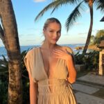 Kinsey Wolanski Instagram - This island has my heart ❤️