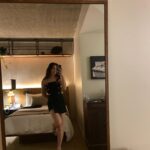 Anna Cathcart Instagram - been doing some reflecting