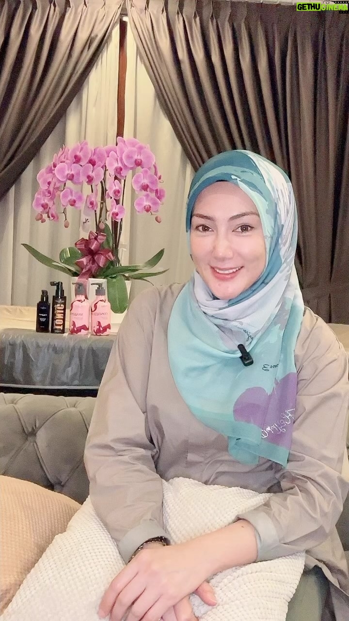 Erra Fazira Instagram - Jom kita selesaikan masalah rambut dengan mendapatkan informasi penjagaan rambut dari @faithfleurhq dan anda berpeluang untuk memenangi iphone 14 dan hadiah lumayan yang lain. Jadi apa tunggu lagi, jom dapatkan produk Faith Fleur sekarang.
@faithfleurhq
#faithflueurbyctymary
🧕 New collection @heyrrahq CODE - CINTA