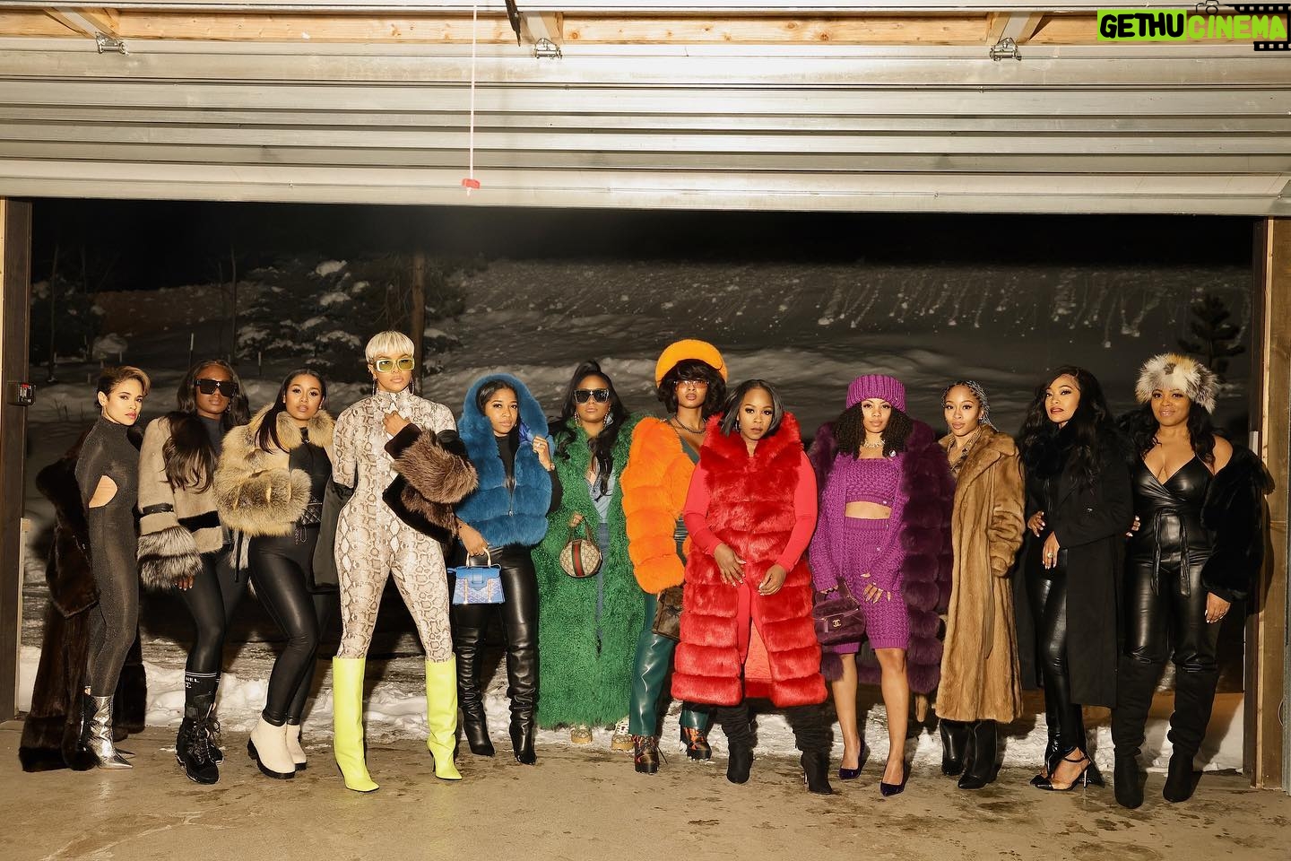 LeToya Luckett Instagram - ✨Melanin Drip✨
We a trip 🤎 LOVE these beauties for LIFE 🫶🏽
@exquisitemo
@toyajohnson
@adriajw
@ababyrn11
@ashaunnakayars
@marilyn_battiel
@dreanicolephotography
@therealnoigjeremy
@allaboutmelinda
@chefemaninicole
@byobgina
@chantailleelise
📸 || @sterlingpics