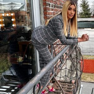Tami Roman Instagram - Use every gift God gave you 💛 
1 Peter 4:10