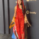 Jessie Reyez Instagram – The week of chaos has begun 

@steph__major blessing ur girl ❤️ 
Dress by @sarahregensburger_official
Coat @kidsuper