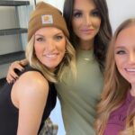 Maci Bookout Instagram - stay close to people who feel like sunlight 🌞🙏💕

#thingsthatmatter @ttmlifestyle 

📸 💇🏼‍♀️ 💄 = @c__mac25