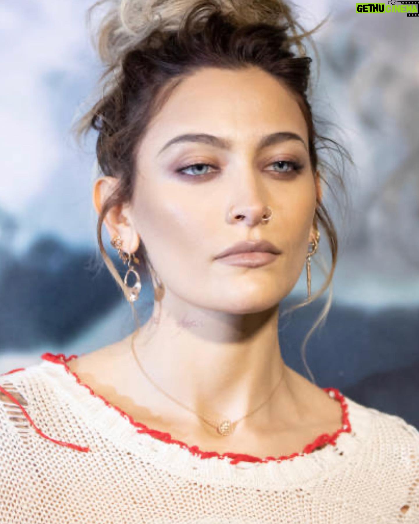 Paris Jackson Instagram - @stellamccartney
@peterluxhair
@paulyblanch
@cartier
@bulgari