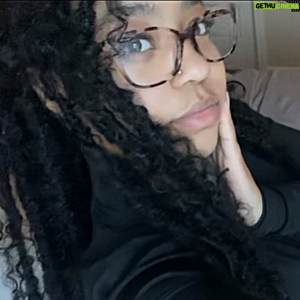 Priah Ferguson Instagram - quick lil dump.
2. My Dad in Times Square
3. In que
4. I didn’t play about my mask in 9th grade. This song is forever my jam🤣 (sophomore now)
5. Locs & Glasses.
6. My Dad Feb. 9th y’all!🔥
7. Grandma’s house
8. The Future
