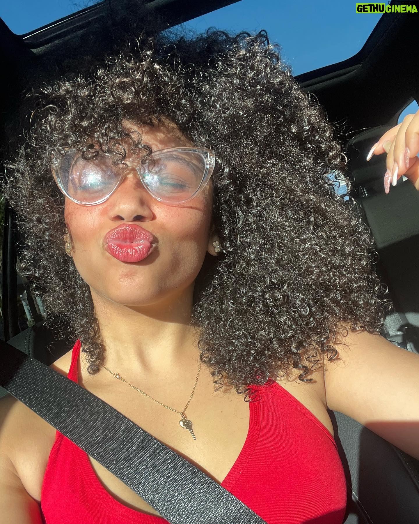 Chelsy García - 58.6K Likes - Tú te pierdes, negro. Y yo te rastreo. 🥺👉🏼👈🏼